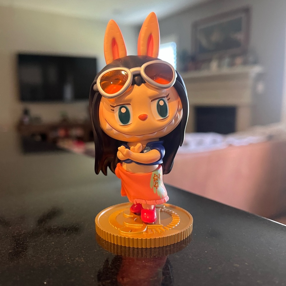 Nico Robin The Monsters x ONE PIECE